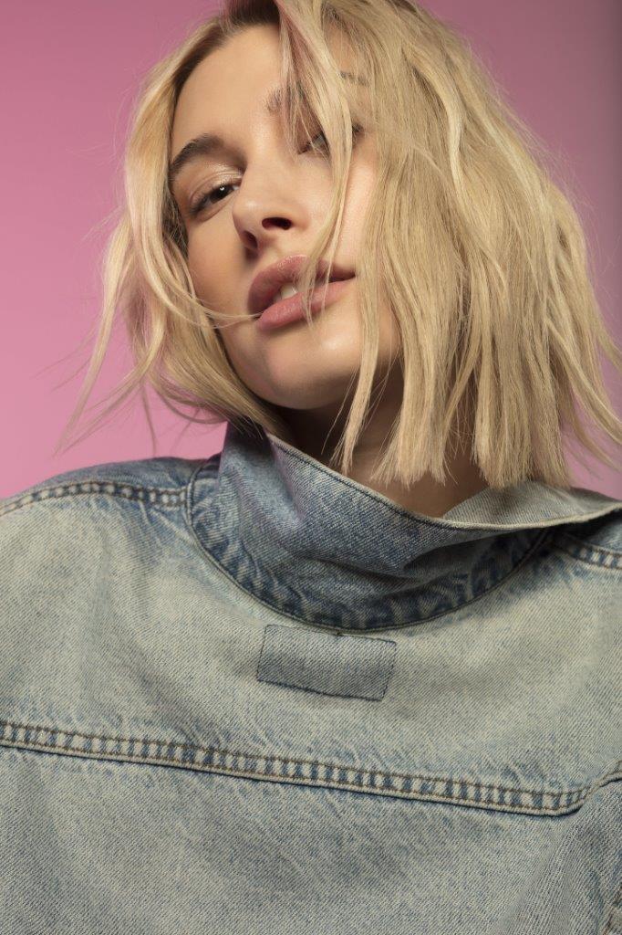 hailey bieber levis 501